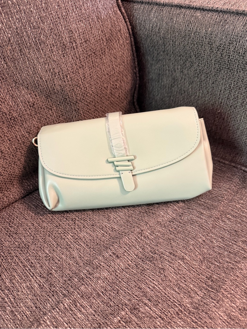 Elegant Mint Leather Clutch Bag